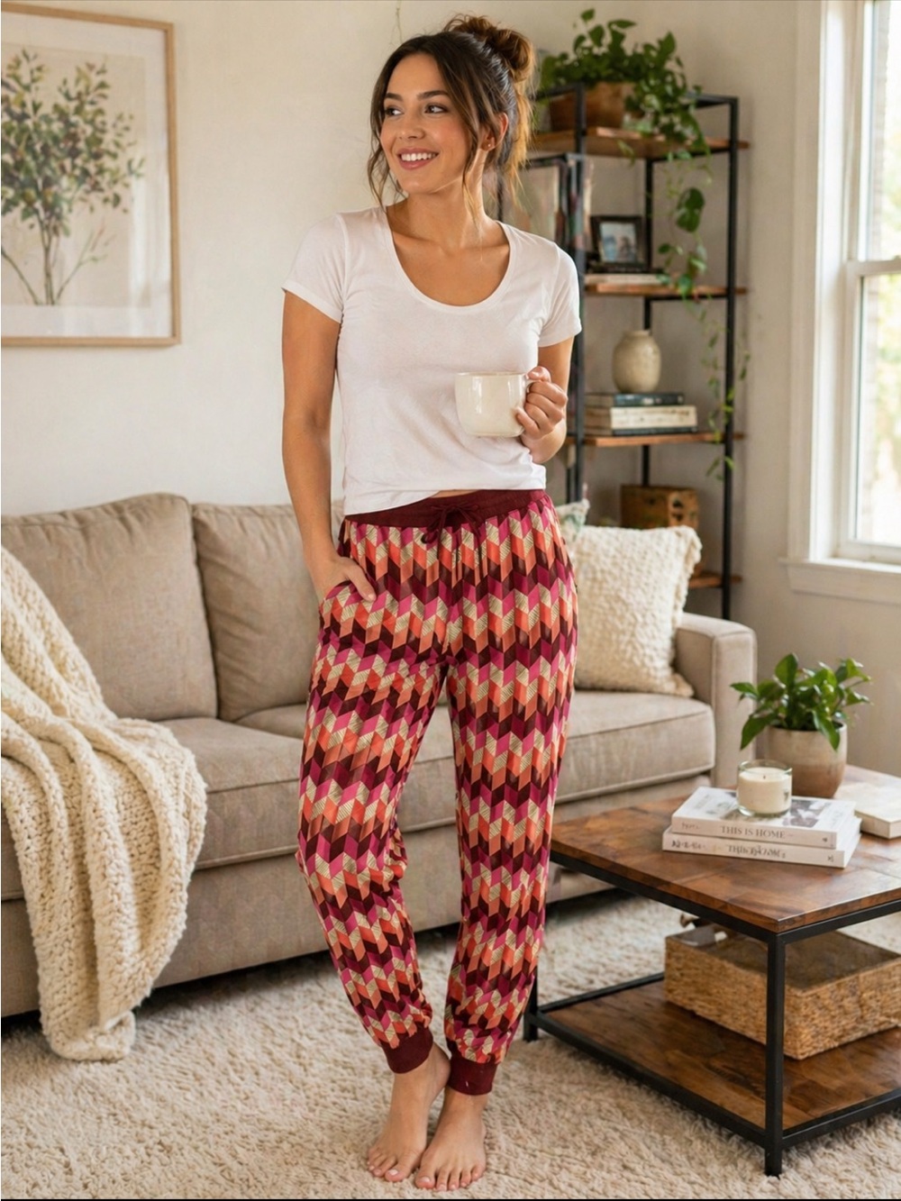Vera Bradley Chevron Geometric Lounge Pants. Women’s Sz-L Pinks Joggers
